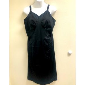 Aristocrat Black Slip Size 40